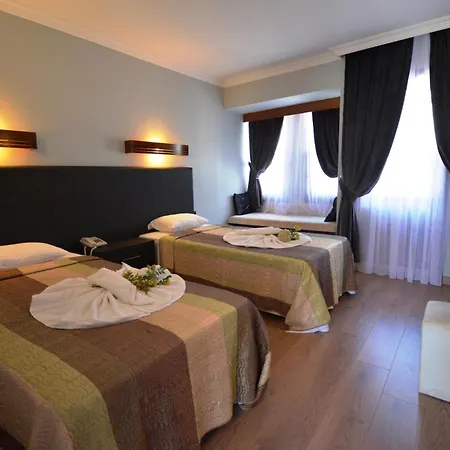 Ξενοδοχείο Hisar Club 3*