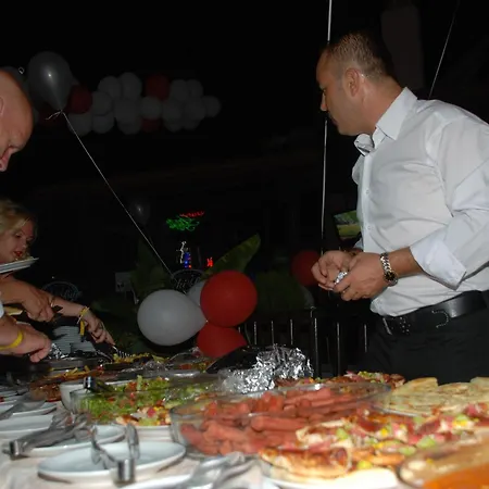 Hisar Club 3* Ολουντενίζ