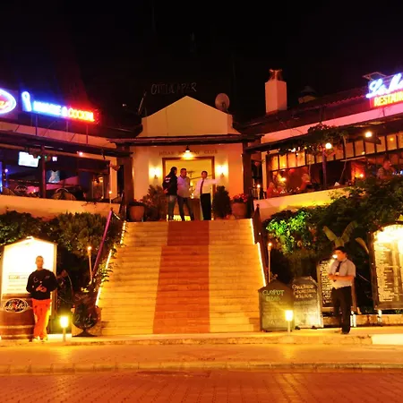 Hisar Club Ολουντενίζ