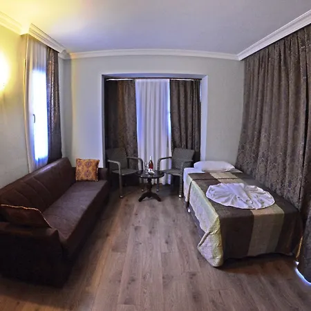 Ξενοδοχείο Hisar Club 3*