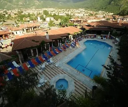 호텔 Hisar Club 3*