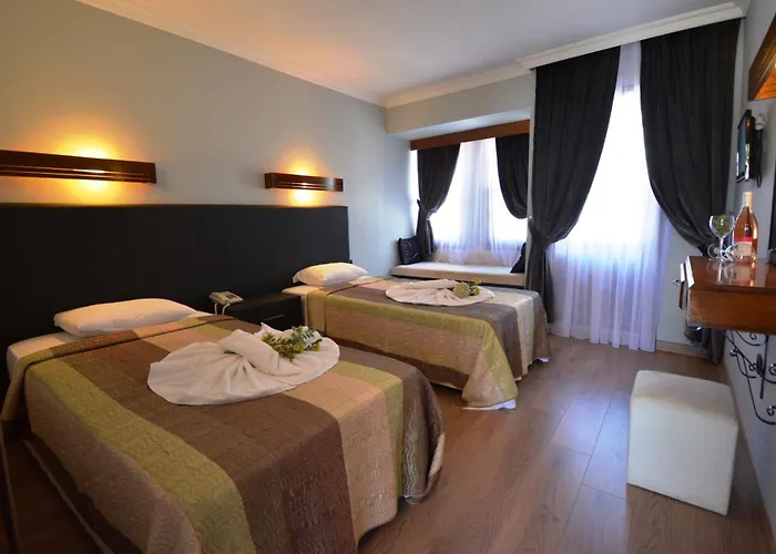 Отель Hisar Club 3*