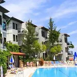 Hisar Club فندق