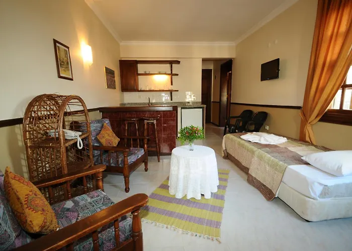 Szálloda Hisar Club 3*