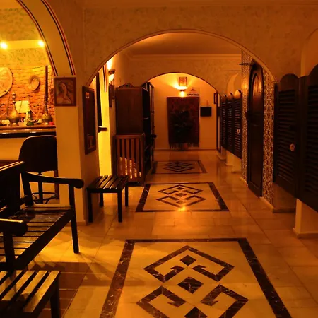Hisar Club