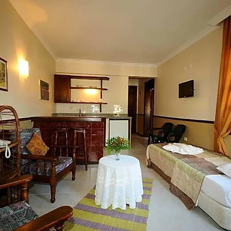 Hisar Club فندق أولدينيس