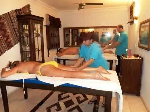 Hisar Club Hotell 3*