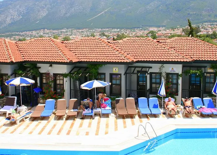 Отель Hisar Club 3*