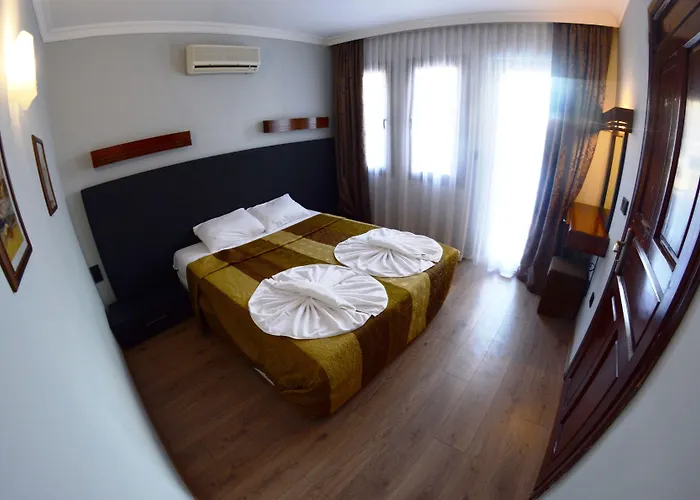 Отель Hisar Club